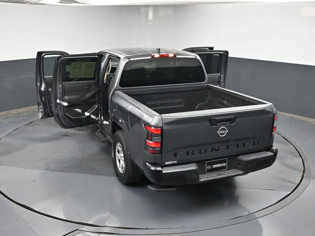 2022 Nissan Frontier S