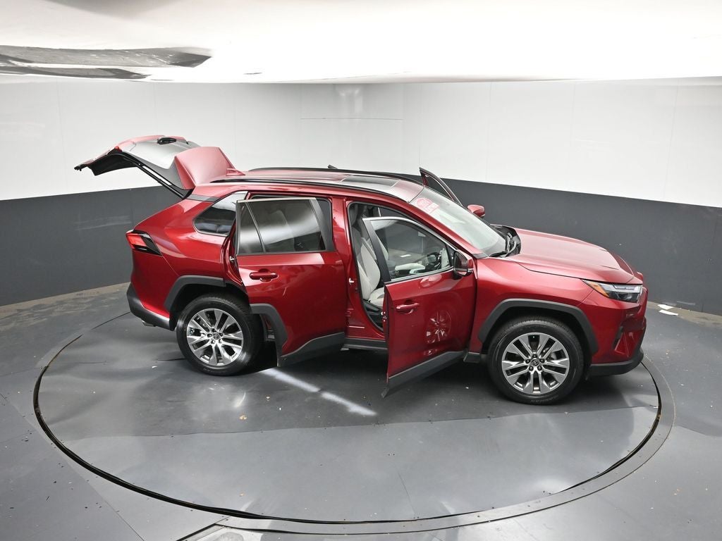 2022 Toyota RAV4 XLE Premium