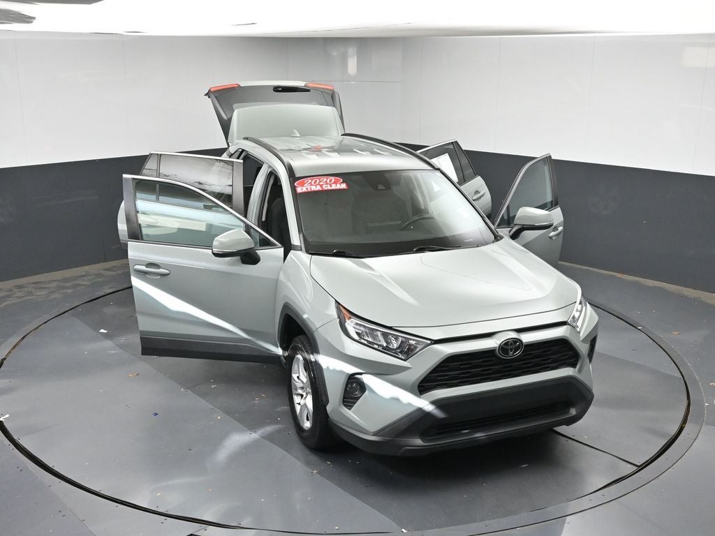 2020 Toyota RAV4 XLE