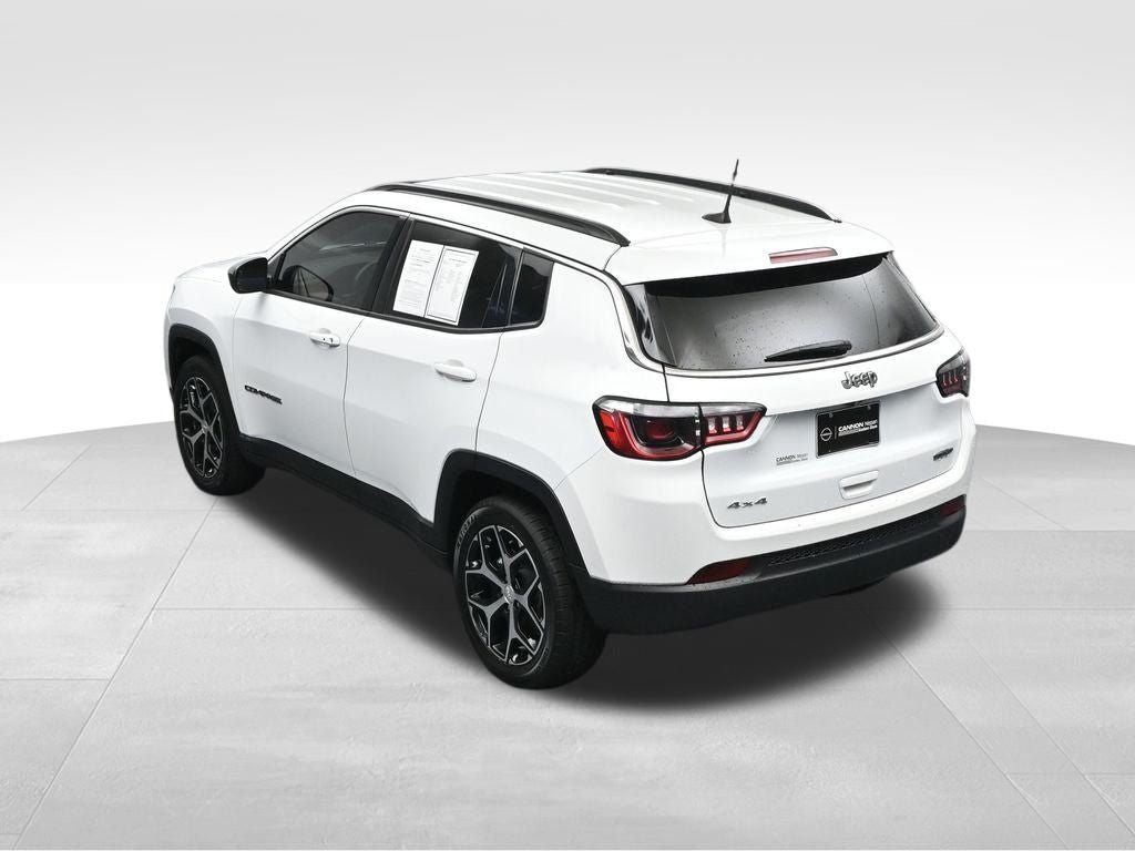 2024 Jeep Compass Latitude