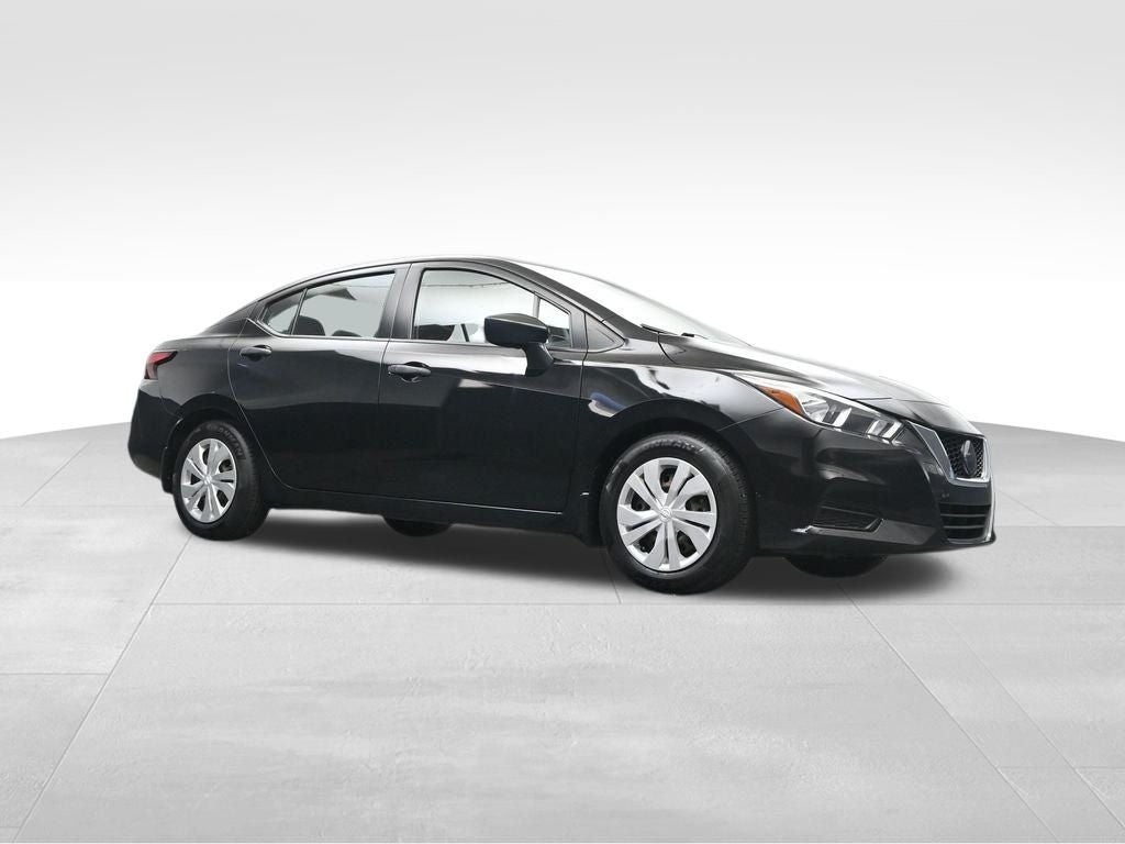 2020 Nissan Versa 1.6 S