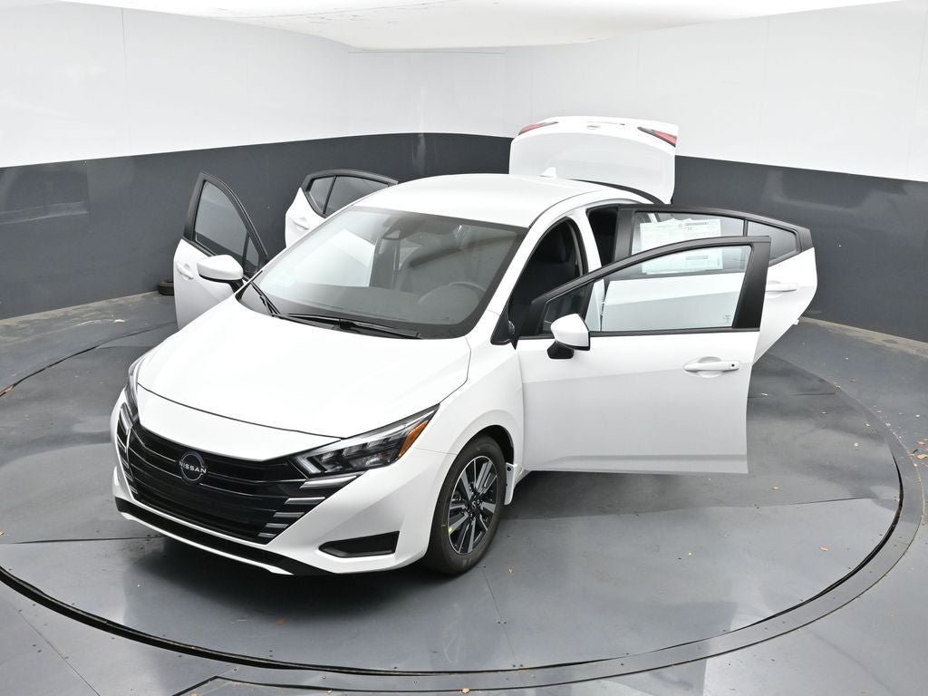 2025 Nissan Versa 1.6 SV
