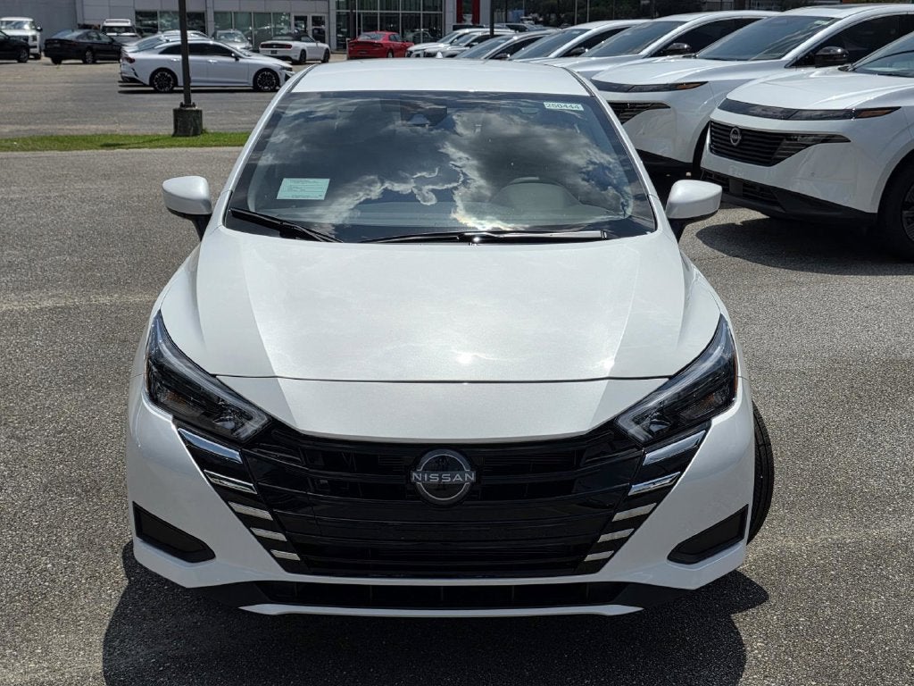 2025 Nissan Versa 1.6 SV