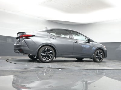 2025 Nissan Versa 1.6 SR