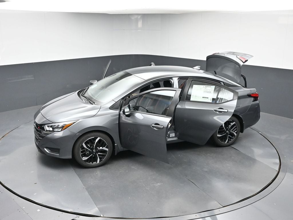 2025 Nissan Versa 1.6 SR
