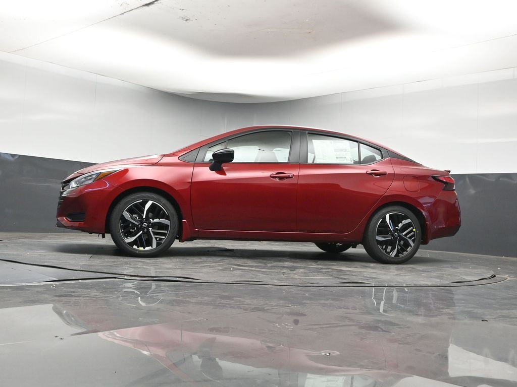 2025 Nissan Versa 1.6 SR