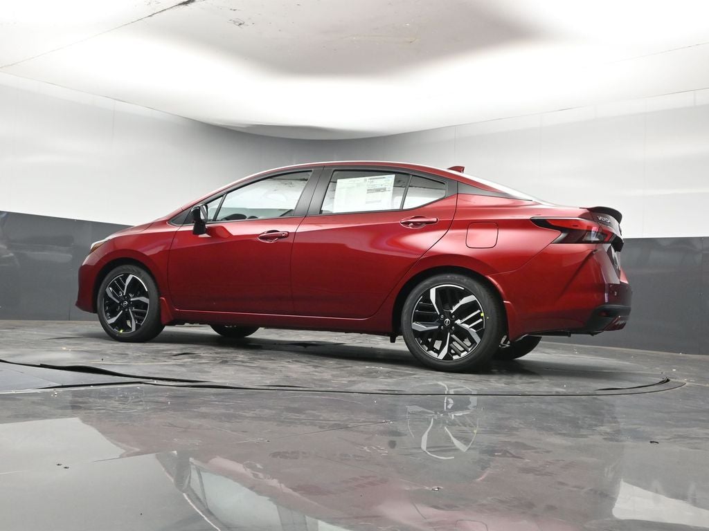 2025 Nissan Versa 1.6 SR