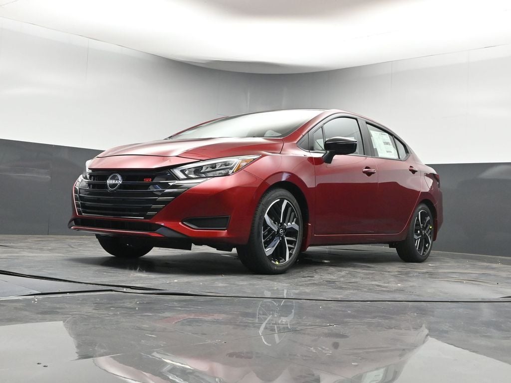 2025 Nissan Versa 1.6 SR