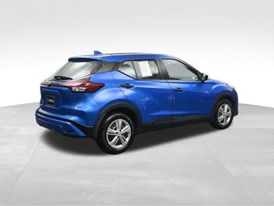 2022 Nissan Kicks S