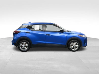 2022 Nissan Kicks S