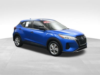 2022 Nissan Kicks S