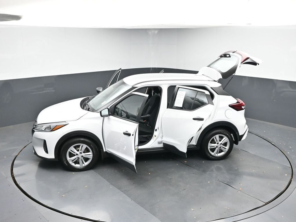 2024 Nissan Kicks S