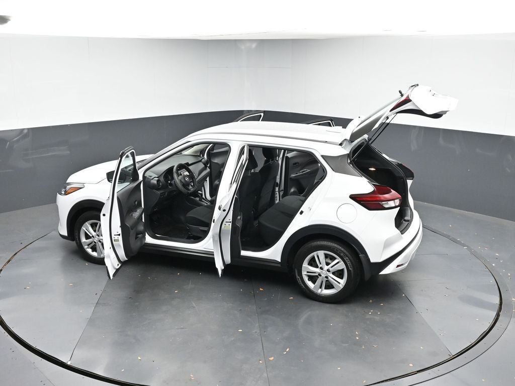 2024 Nissan Kicks S