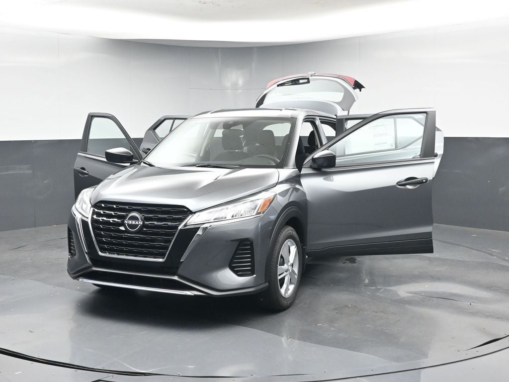 2025 Nissan Kicks Play S