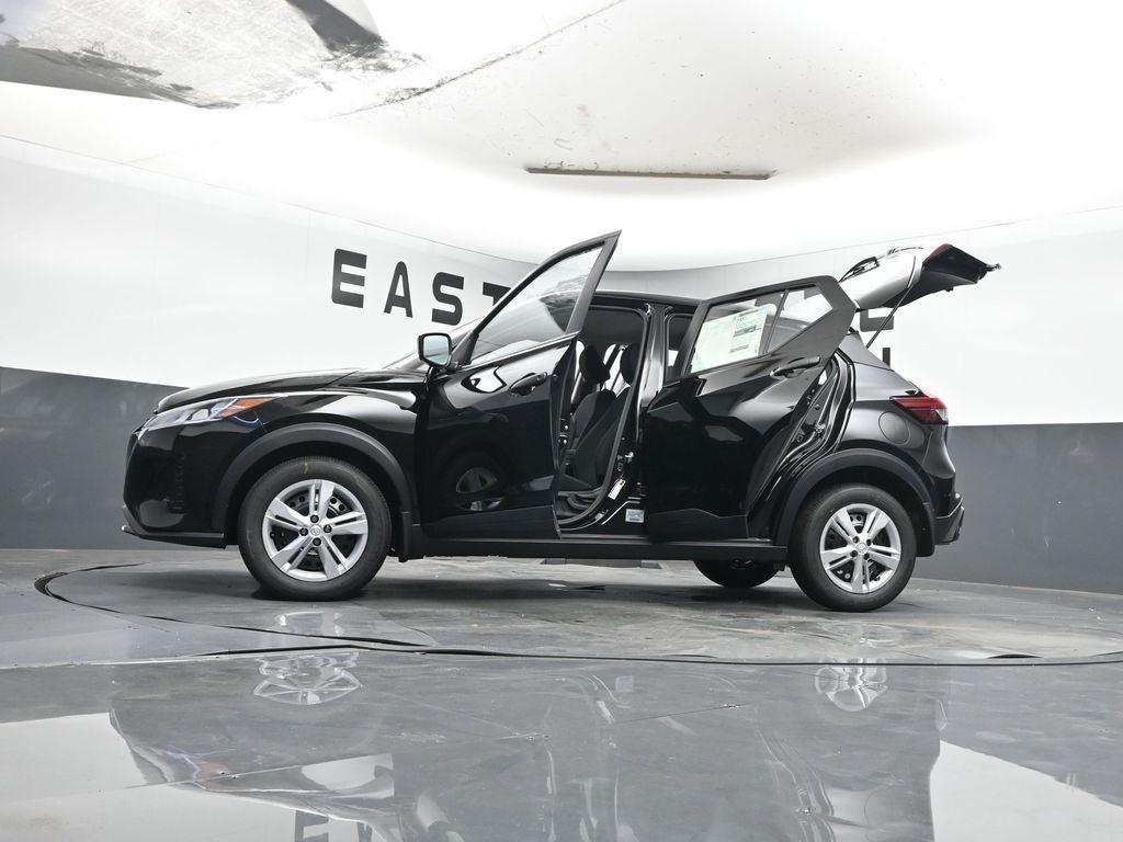 2025 Nissan Kicks Play S