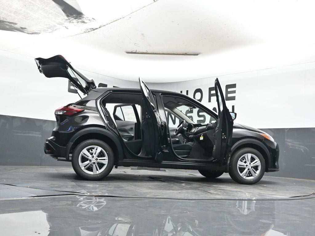 2025 Nissan Kicks Play S