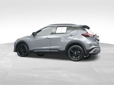 2021 Nissan Kicks SR