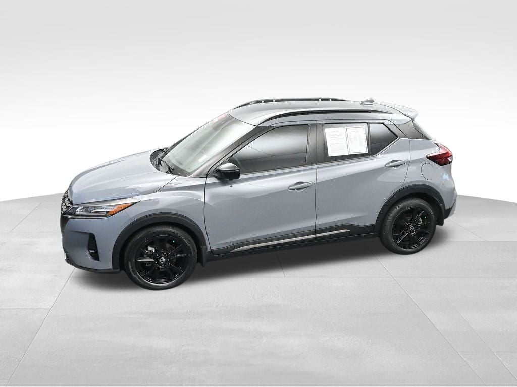 2021 Nissan Kicks SR