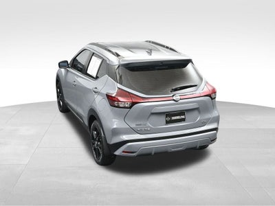 2021 Nissan Kicks SR