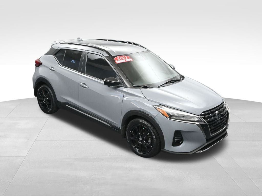 2021 Nissan Kicks SR
