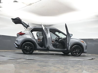 2021 Nissan Kicks SR