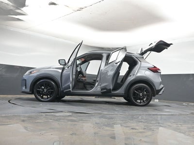 2021 Nissan Kicks SR