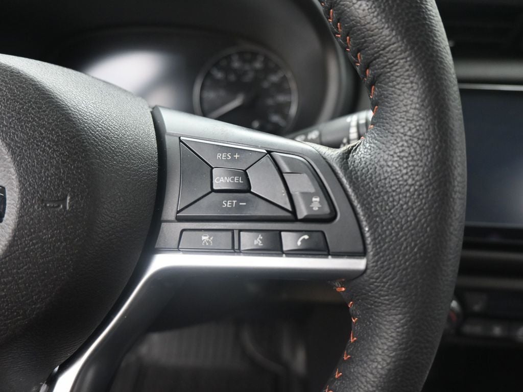 2021 Nissan Kicks SR