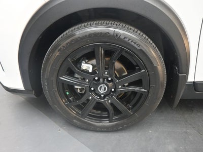 2021 Nissan Kicks SR