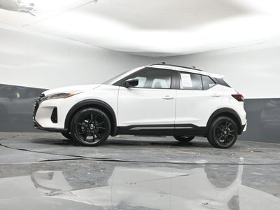 2021 Nissan Kicks SR