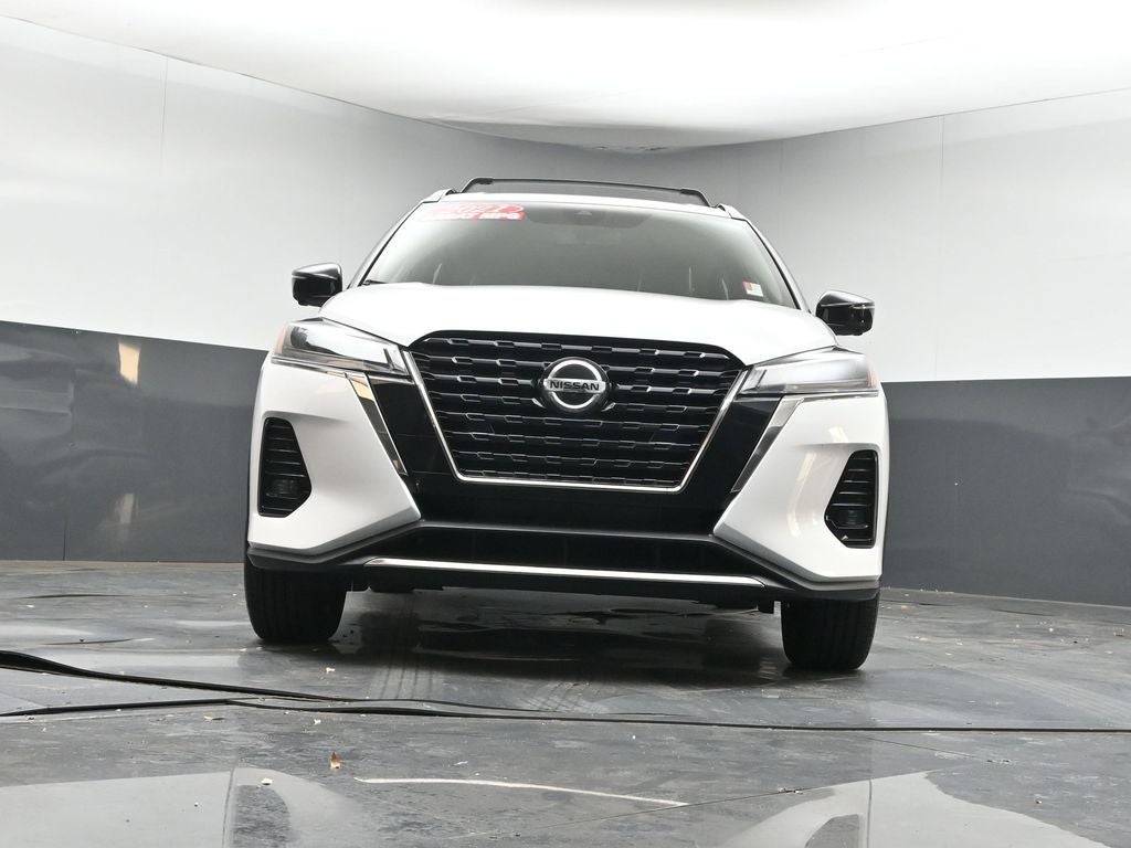 2021 Nissan Kicks SR