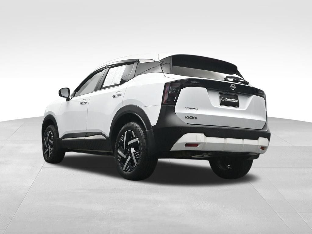 2025 Nissan Kicks SV