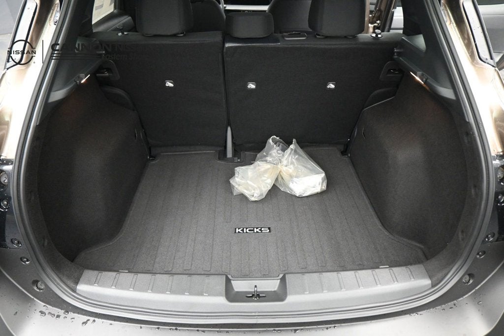 2027 Nissan Kicks SV