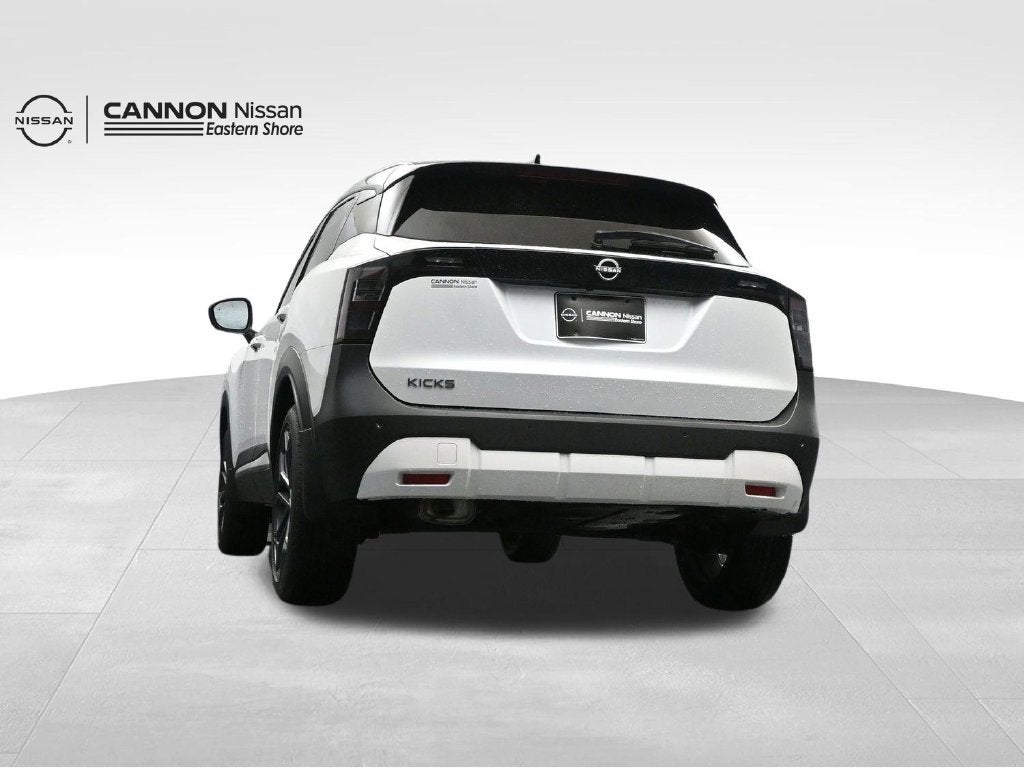 2027 Nissan Kicks SR