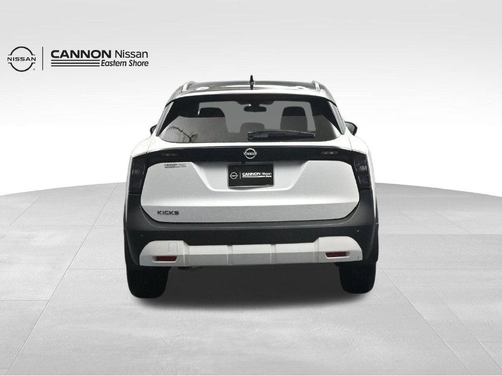 2027 Nissan Kicks SR