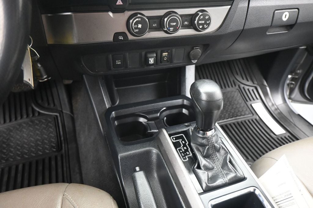 2019 Toyota Tacoma SR5 V6