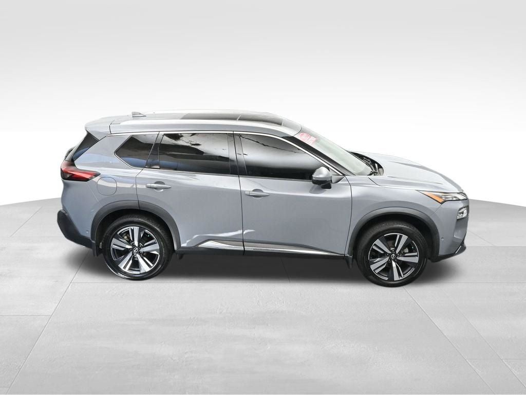 2022 Nissan Rogue SL