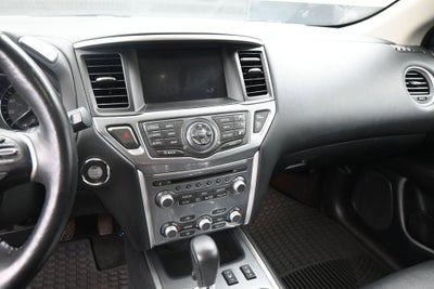 2020 Nissan Pathfinder SL