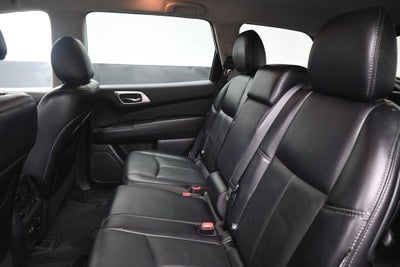 2020 Nissan Pathfinder SL