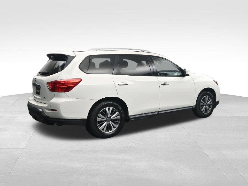 2020 Nissan Pathfinder SL
