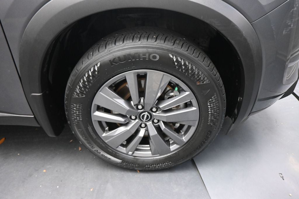 2024 Nissan Pathfinder S