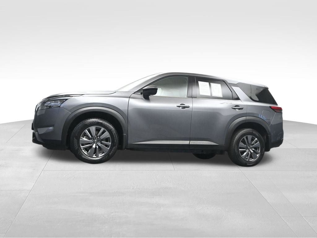2024 Nissan Pathfinder S