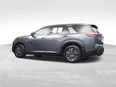 2024 Nissan Pathfinder S