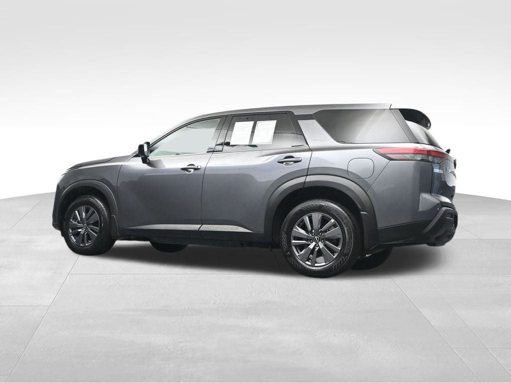 2024 Nissan Pathfinder S