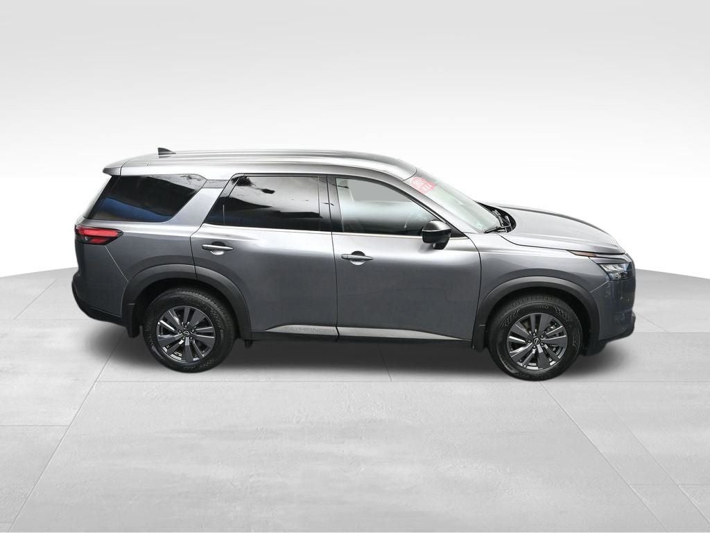 2024 Nissan Pathfinder S