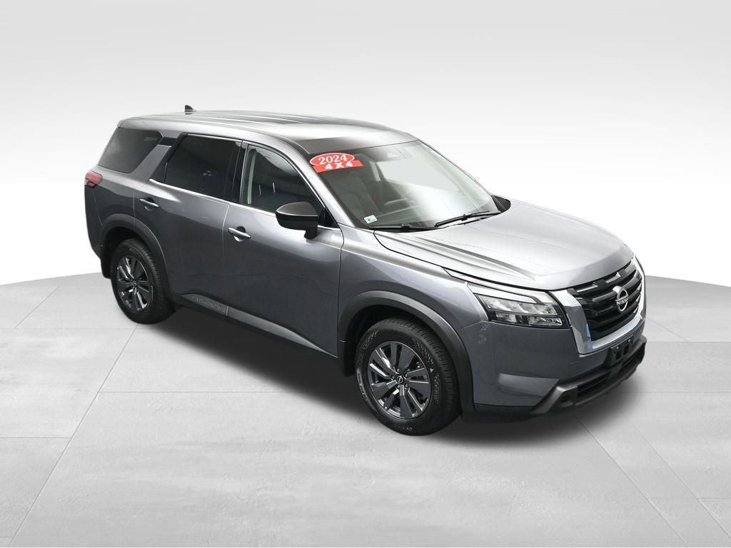 2024 Nissan Pathfinder S