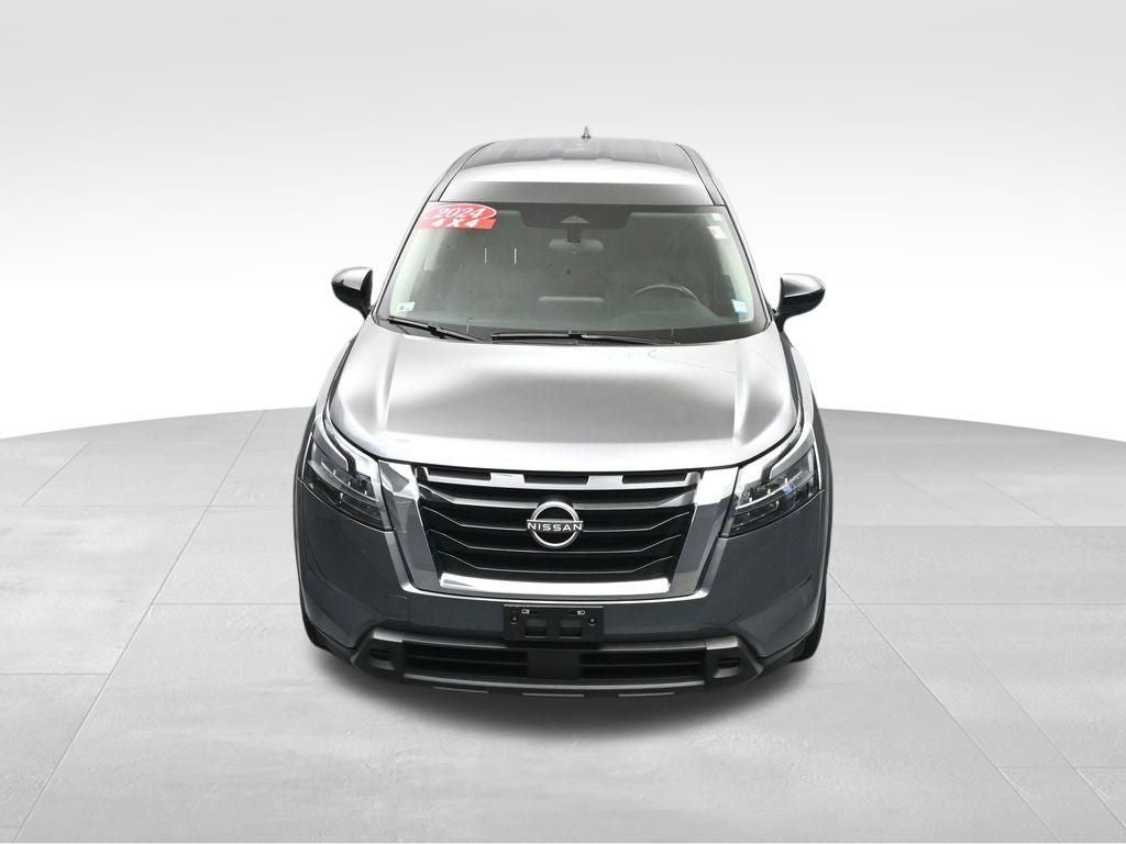 2024 Nissan Pathfinder S
