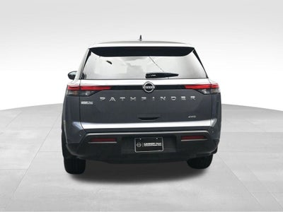 2024 Nissan Pathfinder S