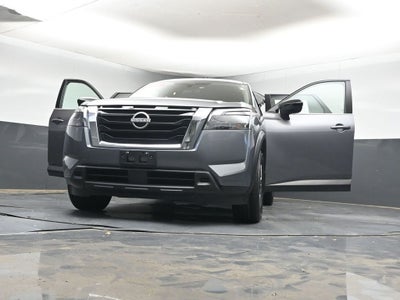 2024 Nissan Pathfinder S
