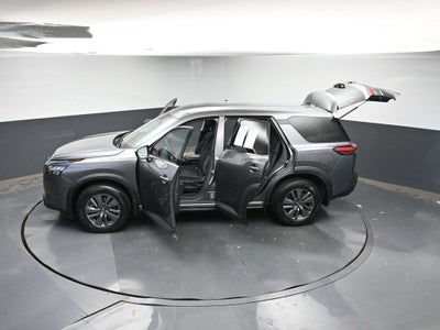 2024 Nissan Pathfinder S