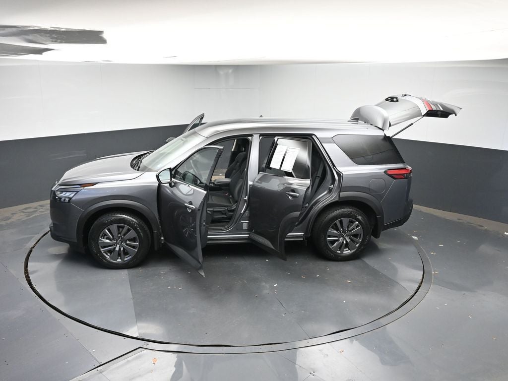2024 Nissan Pathfinder S
